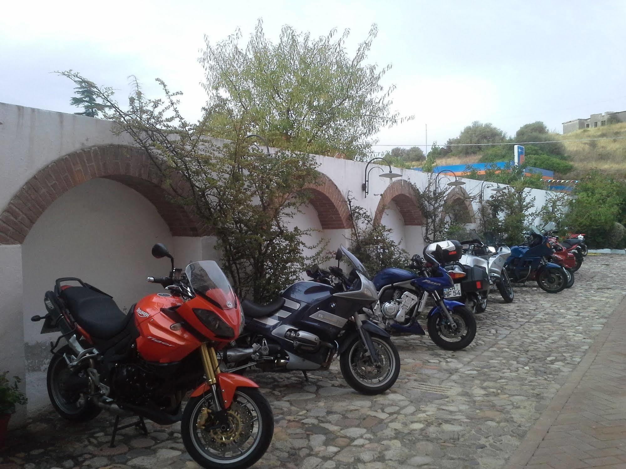 Locanda Tipica Sa Corte Oliena Exterior photo
